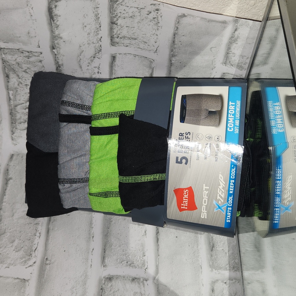 Boys Hanes tagless boxer briefs X-temp Large
